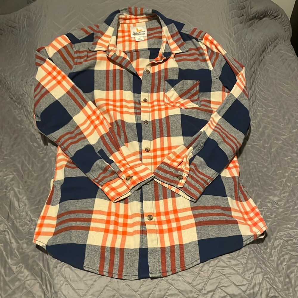 Field and stream women’s flannel shirt